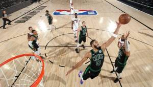 Jason Tatum comandó la victoria de los Boston Celtics ante Miami Heat en el quinto juego de la final del Este.