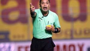 Selvin Brown fue el árbitro designado para pitar la finalísima del Ascenso entre Victoria y Atlético Pinares este sábado en La Ceiba.