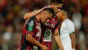 Alex López arrancó de titular y fue sustituido al minuto 74 del triunfo del Alajuelense 2-1 ante La U Universitarios.