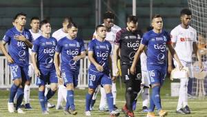 El Alianza de El Salvador perdió 1-0 en su visita al Olimpia en la ida de las semifinales de la Copa Premier Centroamericana. Fotos Ronal Aceituno