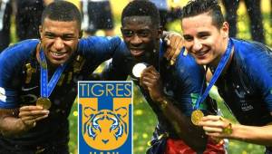 Thauvin junto a Mbappé y Dembélé tras conquistar el Mundial de Rusia 2018. El francés podría recalar a Tigres en el siguiente curso.