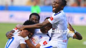 Olimpia celebró con todo el triunfo ante el Platense.