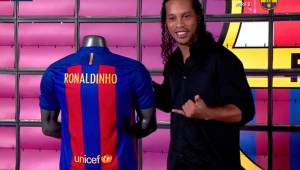 Ronaldinho dice que en 2008 sintió que su ciclo había terminado en Barcelona y decidió marcharse pese a la petición de Guardiola de quedarse.