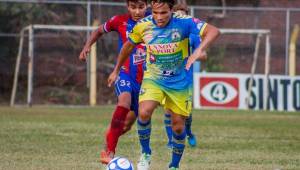 'Rambo' de León llegó a su segundo gol en la primera división de El Salvador.