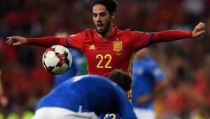 Isco se gastó un doblete ante Italia y el técnico de España Lopetegui se deshizo en elogios hacia el jugador del Real Madrid. Foto AFP