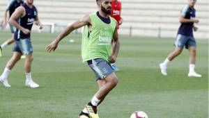 Douglas regresó al FC Barcelona para hacer la pretemporada, pero Valverde no lo tiene en sus planes.