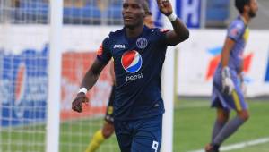 Rubilio Castillo suma 101 goles en Liga Nacional con el Motagua.