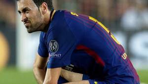 El mediocampista del Barcelona, Sergio Busquets, salió lesionado ayer del partido frente al Chelsea.