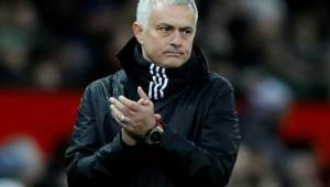 Mourinho reveló que no es feliz desde que dirigió por última vez y espera poder entrenar lo más pronto posible.