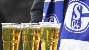 Schalke 04 regresó cerveza que tenían almacenada en el estadio, todo esto por el coronavirus.