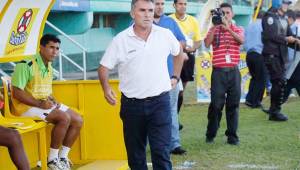 El exentrenador del Platense, Roque Alfaro, se encuentra grave de salud luego que fue sometido a dos cirugías y su pronóstico es reservado. Fotos archivo DIEZ