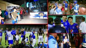 La Selección de Honduras entrenó este lunes en la cancha del estadio Rubén Deras con un buen grupo de aficionados que llegó a saludar a los jugadores.