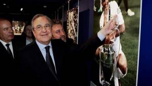 Florentino Pérez espera poder levantar otra Champions de la mano de Cristiano Ronaldo.