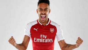 Aubameyang ya fue oficializado como nuevo jugador del Arsenal de Inglaterra.