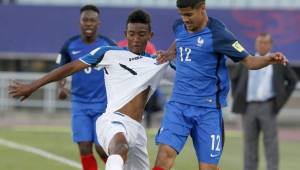 Los jugadores de la Selección Sub-20 de Honduras no pudieron ante el poderío de Francia.