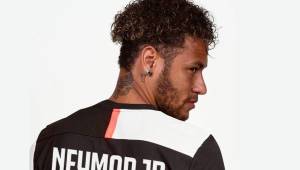 Neymar estaría buscando fichar por la Juventus de Cristiano Ronaldo. Imagen: Fan10