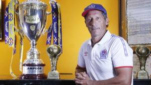 El entrenador del Olimpia, Pedro Troglio, va por el tricampeonato en Honduras y seguirá con el club hasta mayo del 2022.