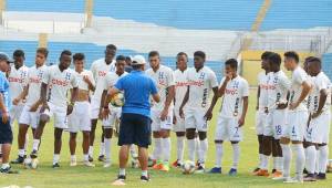 El entrenador de la Selección de Hondura, Carlos Tábora, estuvo preparando el equipo por más de tres meses tras clasificar al Mundial de Polonia.