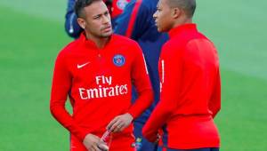 Neymar contó la buena relación que tiene con Mbappé. Tanto que se ha comprometido en ayudarle a ser el mejor. Foto AFP