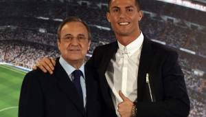 Florentino Pérez vería con bueno ojos la vuelta de Cristiano al Real Madrid de cara al próximo curso.