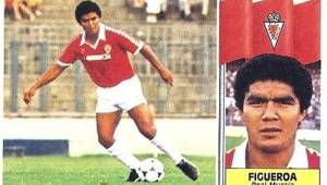 Roberto 'Macho' Figueroa, nacido en Olanchito, Yoro, jugó con el Real Murcia desde 1982 a 1986.