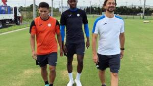 Bryan Moya trabajó por separado este viernes junto a Alex Güity. Honduras se alista para el juego ante Nueva Zelanda.