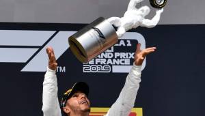 Al final la carrera Lewis en rueda de prensa mostró su agradecimiento al equipo de Mercedes.