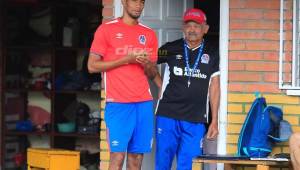 El delantero Jerry Bengtson se sumó al Olimpia este martes tras llegar a un acuerdo con la dirigencia. Foto Ronald Aceituno