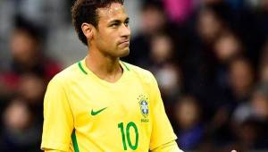 Neymar fue uno de los anotadores en el triunfo de Brasil ante Japón.