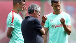 Fernando Santos afirma que todos están concentrados en el torneo.