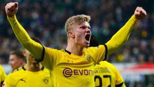 Así celebró Haaland su gol 40 en lo que va de la temporda 2019-20. Son 12 los que lleva con el Dortmund.