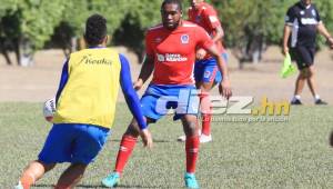 Wilson Palacios ya hizo fútbol con el Olimpia. Manuel Keossián podría echar mano de él.