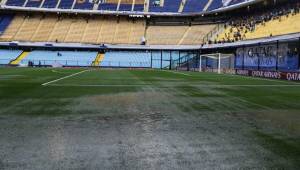 La final de la Copa Libertadores fue suspendido por una intensa lluvia en Buenos Aires.