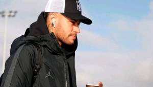 Neymar fue convocado por el PSG para realizar la pretemporada en tierras chinas.