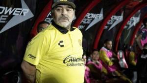 El técnico de Dorados Diego Maradona fue sancionado por la Federación Mexicana por dedicarle triunfo a Nicolás Maduro y atizar contra Donald Trump.