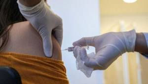 China patentó su primera vacuna contra el coronavirus y afirman que es segura y eficaz.