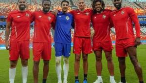Previo al juego ante Túnez, los referentes de la selección de Panamá se tomaron una foto para el recuerdo.