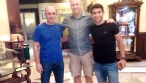 Fabián Coito se reunió con Jonathan Rubio en San Pedro Sula, en el futuro el jugador podría ser llamado.