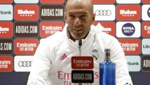 Zinedine Zidane está feliz con el plantel que tiene en el Real Madrid.