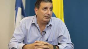 Jorge Salomón quedó como único candidato a la presidencia de Fenafuth luego de que la Comisión Electoral rechazara la candidatura de Gabriel Rubí.