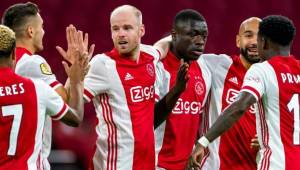 El Ajax sufrió la baja de 11 jugadores que resultaron positivos por coronavirus y esto lo pone cuesta arriba en este duelo ante el Midtjylland.