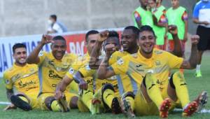 Real España dio un golpe de autoridad y le quitó el invito de ocho partidos a la UPNFM en el estadio Marcelo Tinoco. (Foto Johny Magallanes).