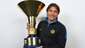 Antonio Conte dejó de ser entrenador del Inter de Milán tras ganar la Serie A.