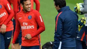 Unai Emery tuvo que acceder a todo lo que Neymar decía como entrenador.