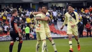 América goleó al Lobos BUAP con doblete de Nico Castillo y un gol más de Henry Martin.