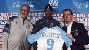 Por seis meses ha firmado Mario Balotelli con el Marsella de Francia.