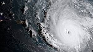 El huracán Irma se dirige hacía la Florida luego de su paso por el Caribe.
