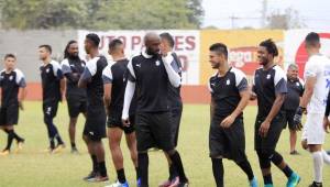 El Honduras Progreso no contará con su portero titular, Marlon Licona, pero no tendrá problemas en la meta porque tiene a Woodrow West.