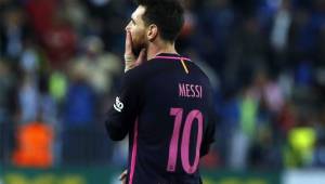 Leo Messi salió molesto tras la derrota del Barcelona ante Málaga y según medios españoles, ya le puso la cruz a tres jugadores del equipo. Foto EFE