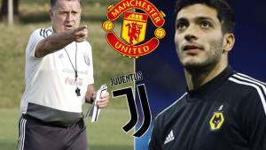 Juventus y Manchester United estarían interesados en Raúl Jiménez y Gerardo Martino le recomendó al delantero cuál sería su mejor destino.